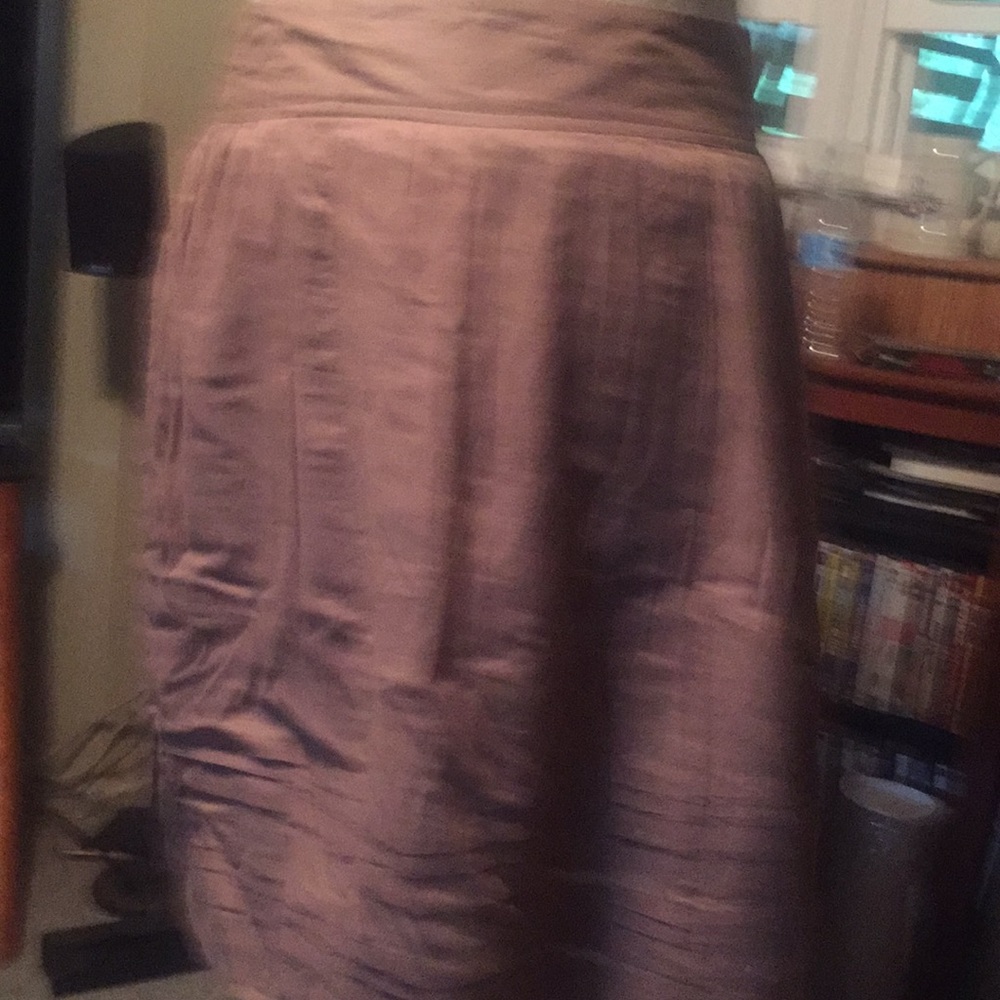 Loft women’s light brown skirt size 2